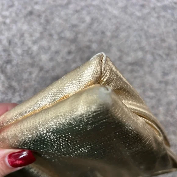 Mardane Vintage Metallic Gold Glam Purse with Chain Strap and Flip Mirror - Picture 10 of 10